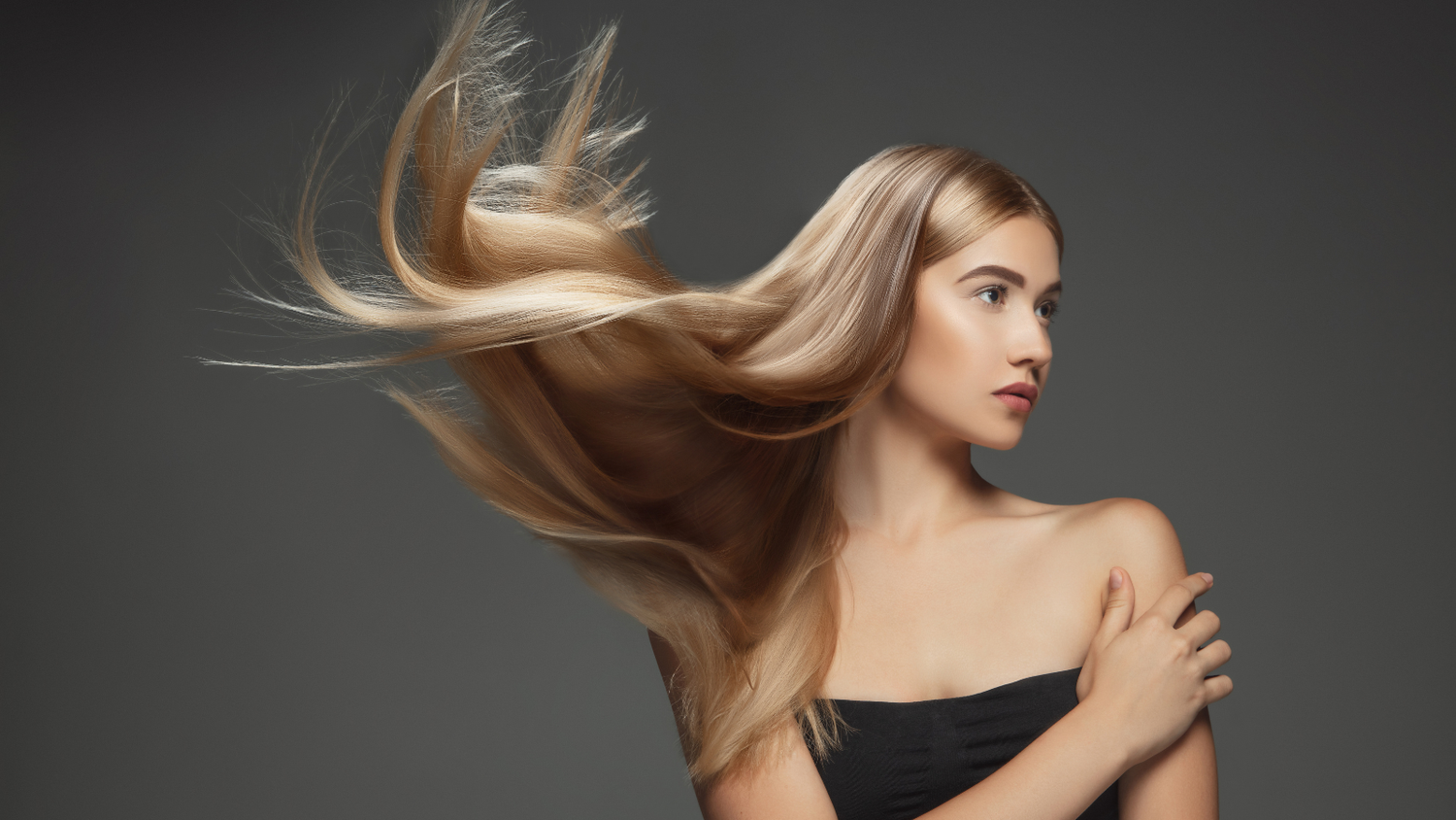 Model with Smooth Hair